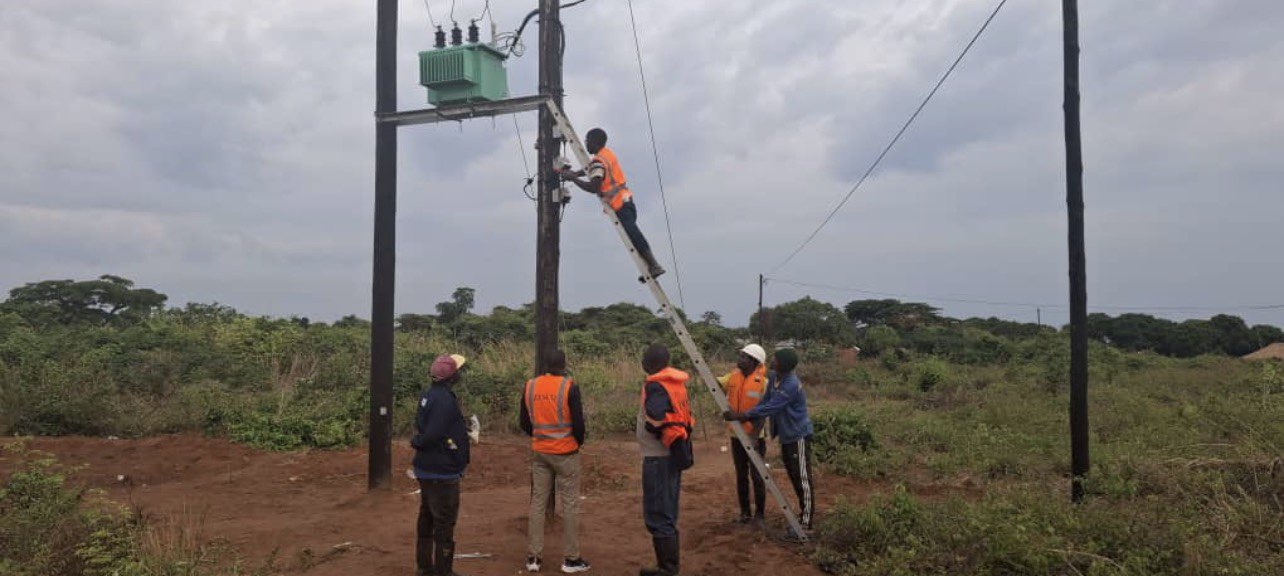 You are currently viewing REA TO LIGHT UP CHIPANGALI’S   KAPASA AREA