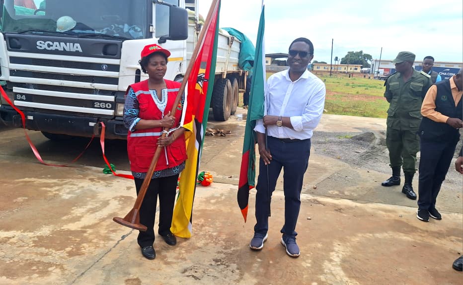 You are currently viewing GOVT. AIDS MOZAMBIQUE FLOOD VICTIMS