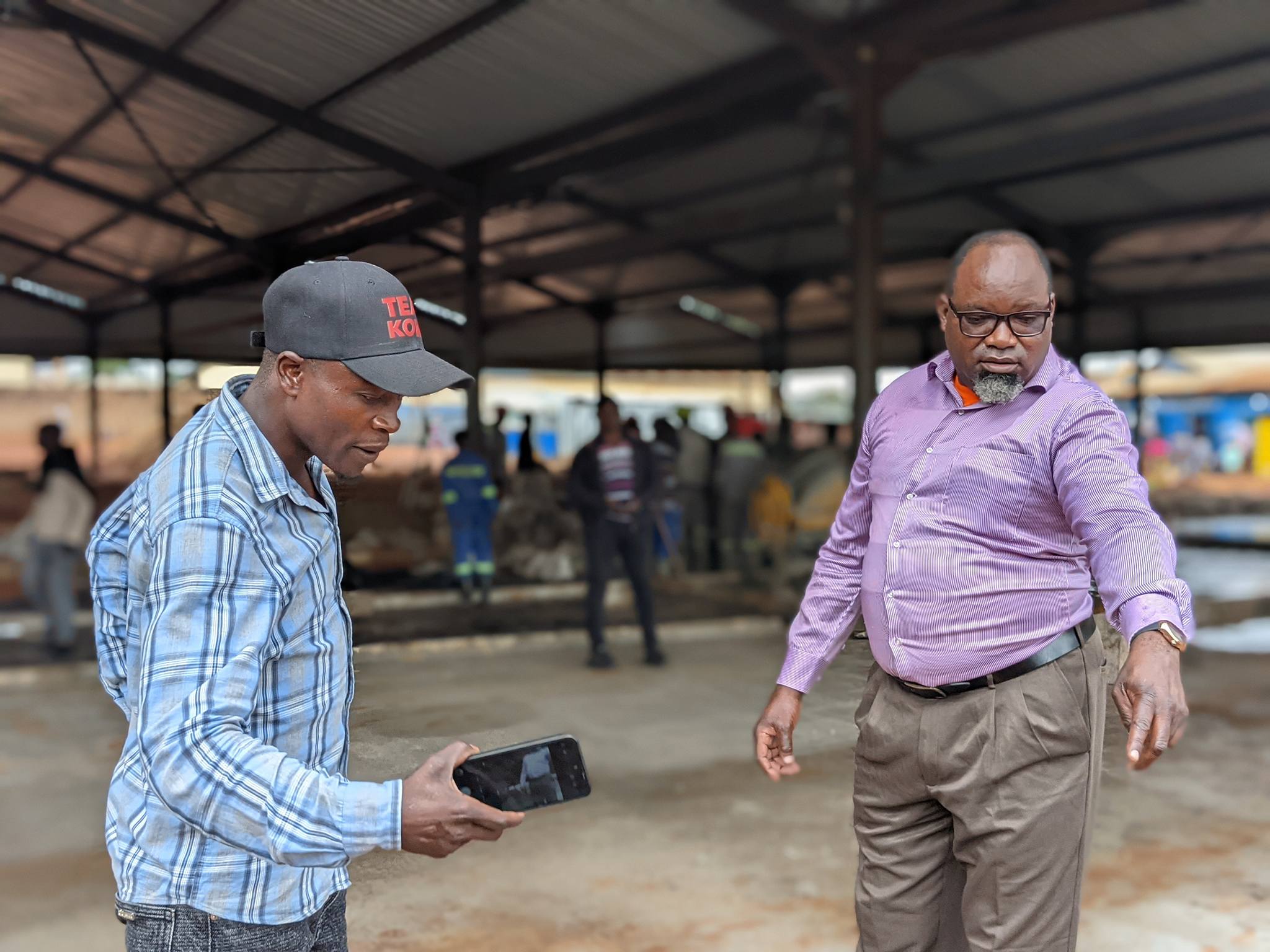 You are currently viewing PRESIDENT HICHILEMA HAILED FOR EQUAL DISTRIBUTION OF CDF