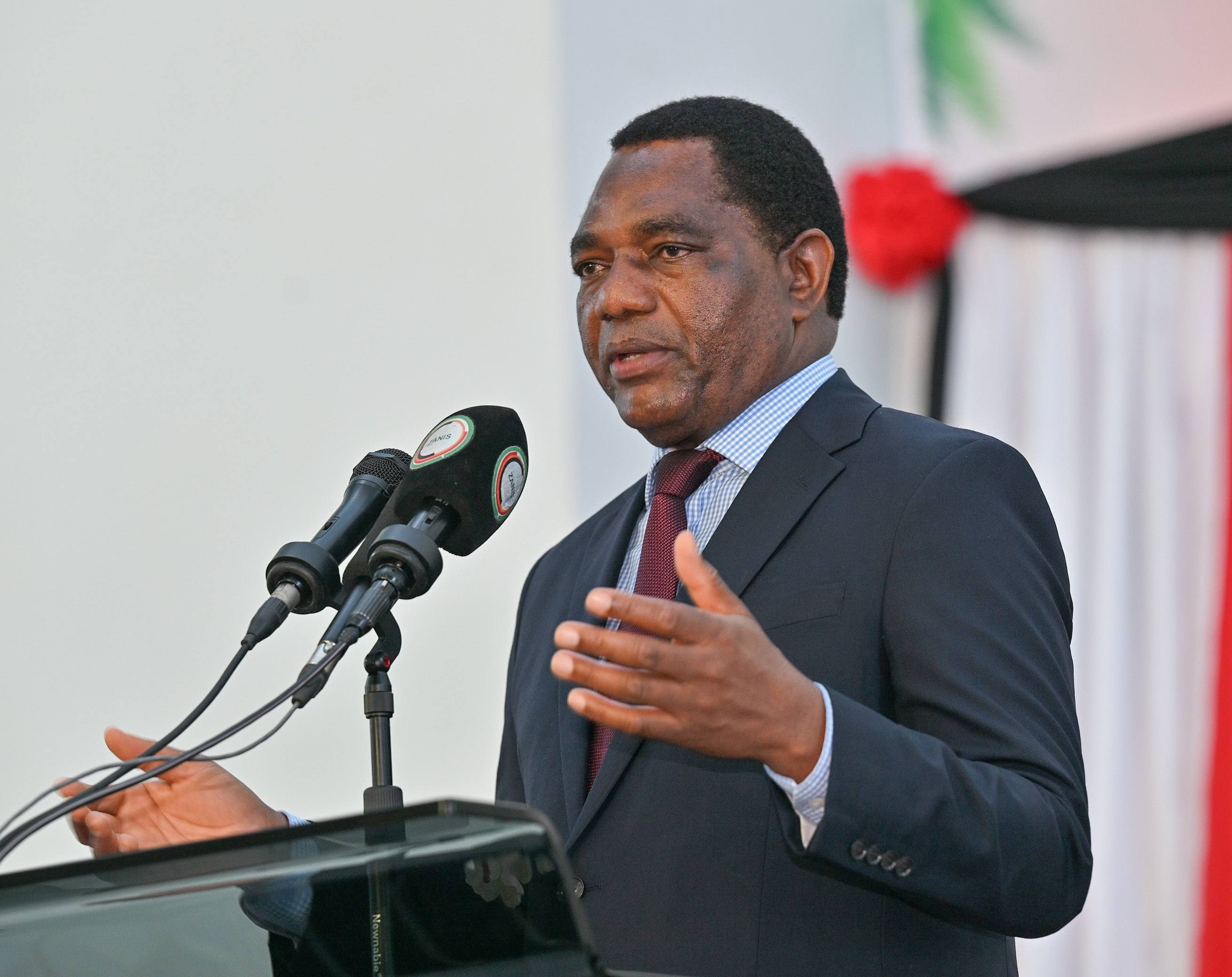 You are currently viewing PRESIDENT HICHILEMA EMPHASIZES PEACE AND UNITY