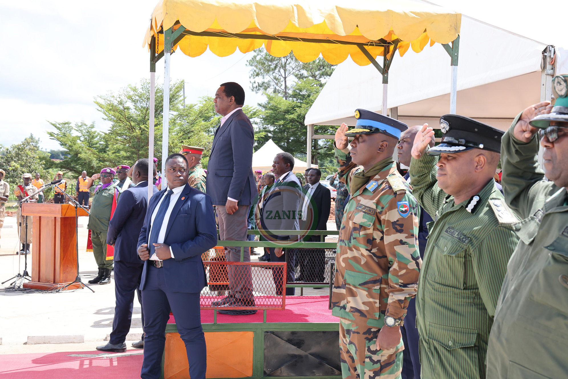 You are currently viewing YOUTHS URGED TO WORK HARD