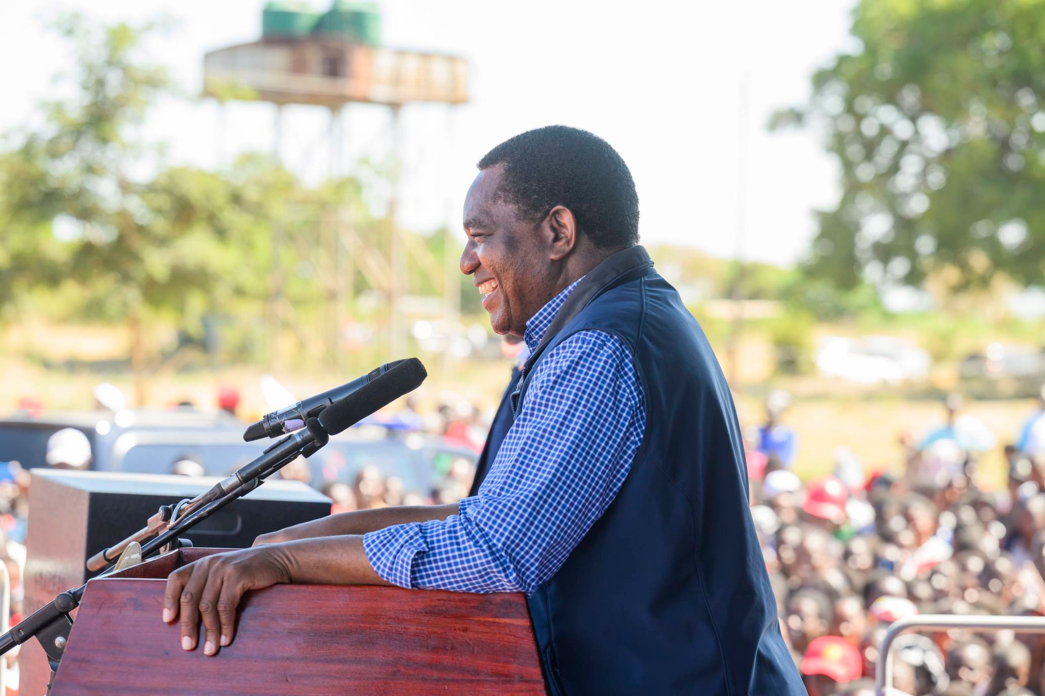 You are currently viewing PRESIDENT HICHILEMA PRAISES PEOPLE OF WESTERN PROVINCE