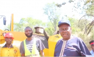 Read more about the article RUFUNSA DC PRAISES SHIKABETA–LUANO ROAD REHABILITATION PROJECT