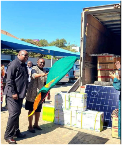 You are currently viewing A CHINESE FIRM DONATES SOLAR MINI-GRID EQUIPMENT