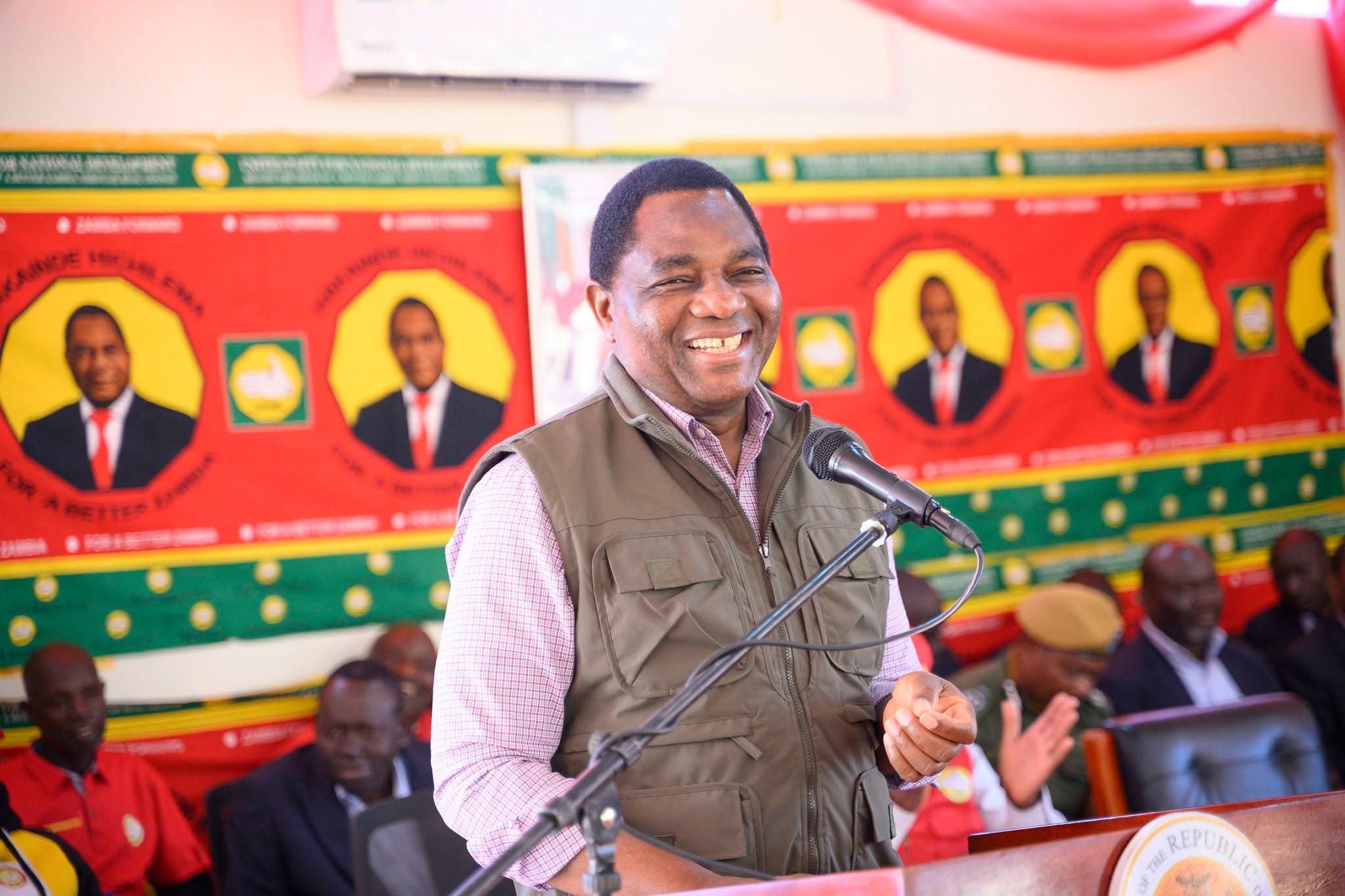 You are currently viewing PRESIDENT HICHILEMA URGES MUCHINGA TO VOTE FOR UPND CANDIDATES