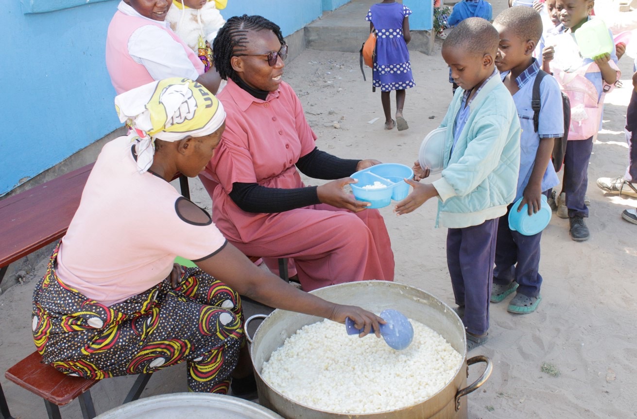 You are currently viewing 89,000 Learners benefit from school feeding in Kabwe&nbsp;