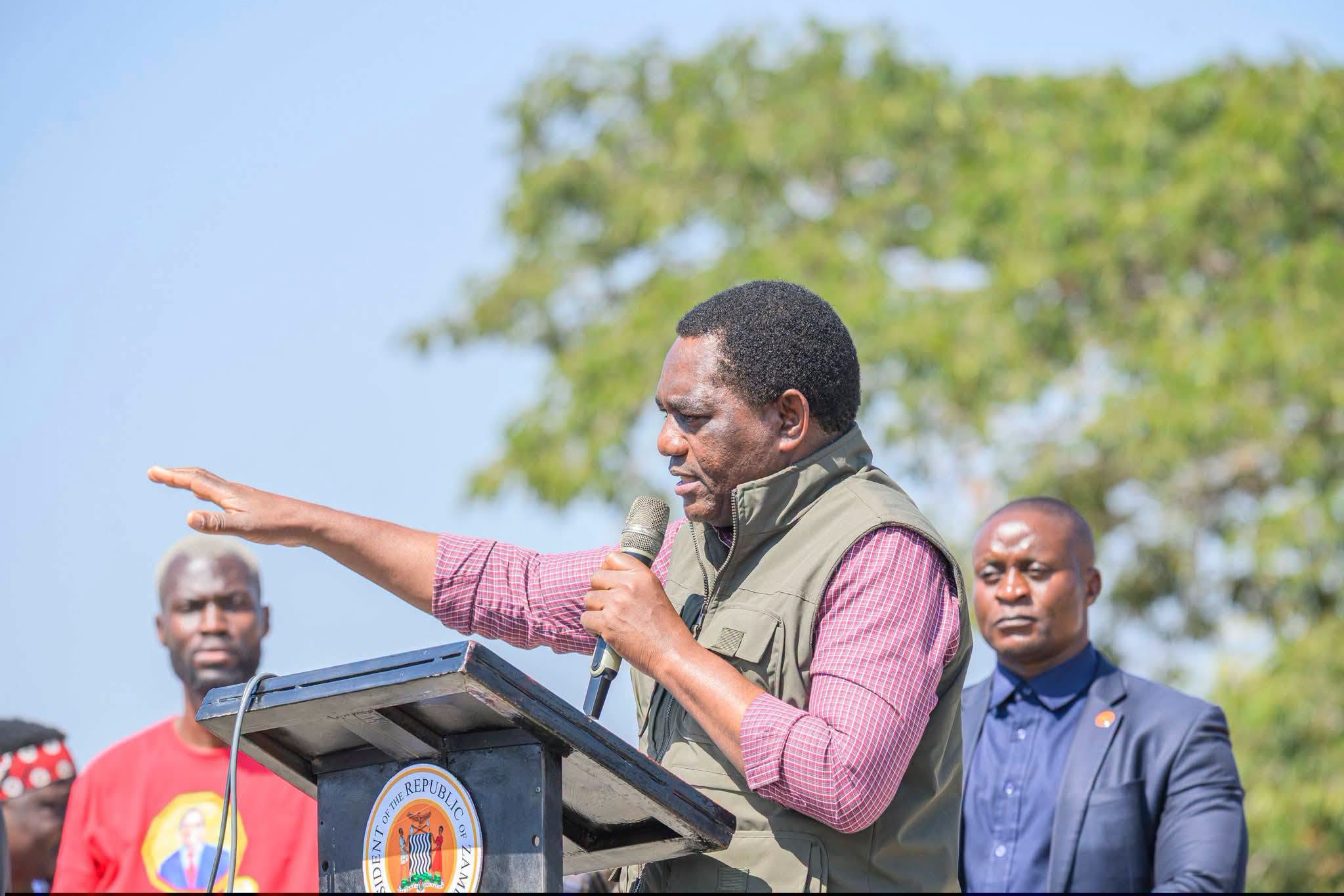 You are currently viewing PRESIDENT HICHILEMA URGES ZAMBEZI RESIDENTS TO VOTE FOR UPND TO SUSTAIN ECONOMIC GAINS 